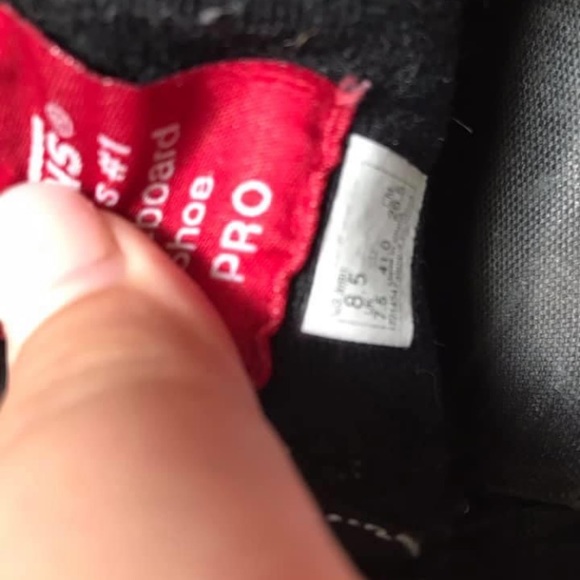 Vans size 8.5 -9 - Picture 8 of 8